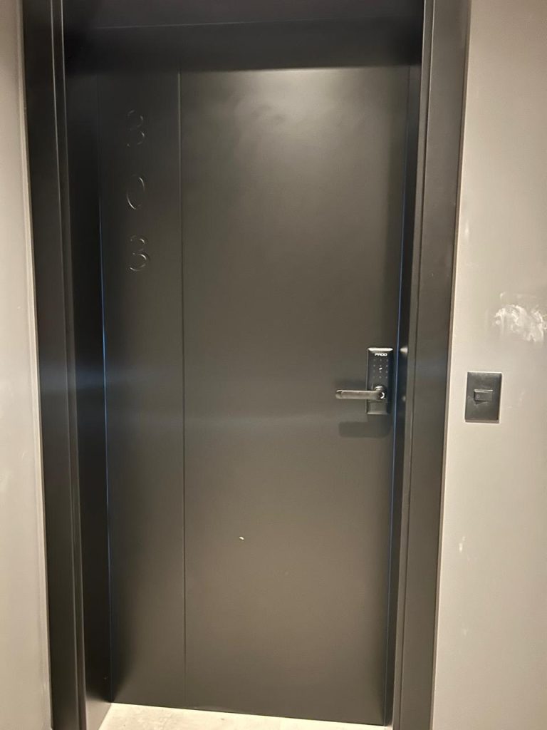 porta 303